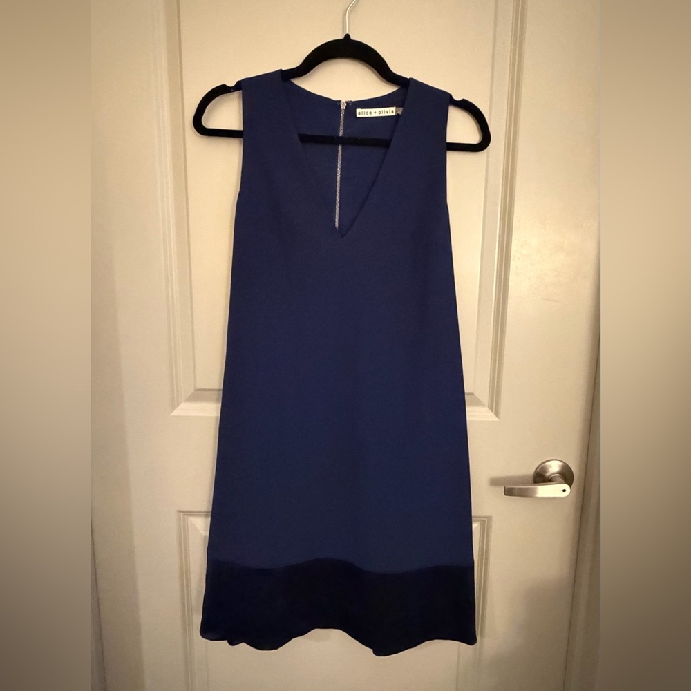 Alice + Olivia Deep Blue V-Neck Mini Dress | Size Large